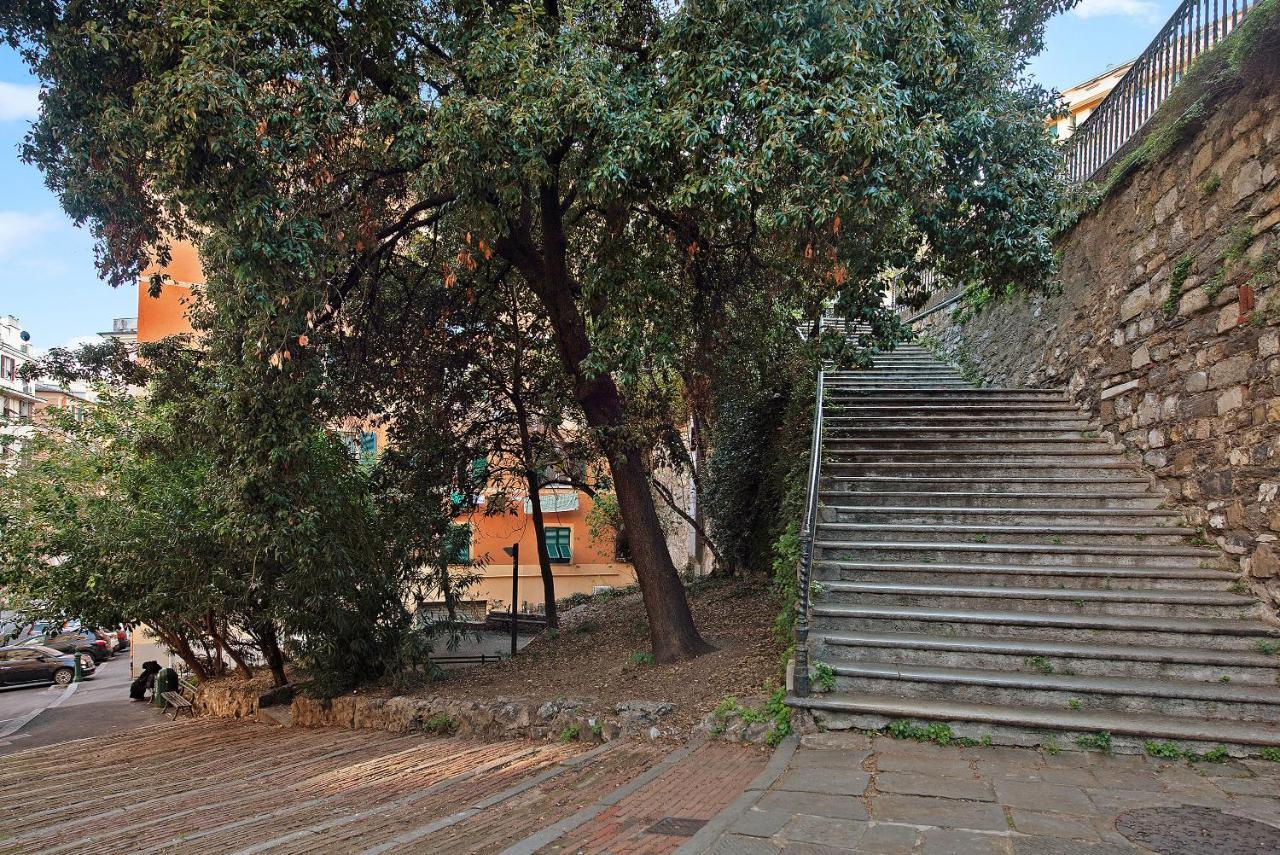 Cavalletto Appartamento Genova